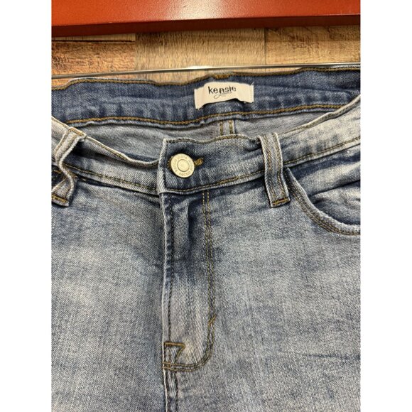 Kensie Stretch Denim Bermuda Shorts Size 4 Light Wash - Picture 3 of 9